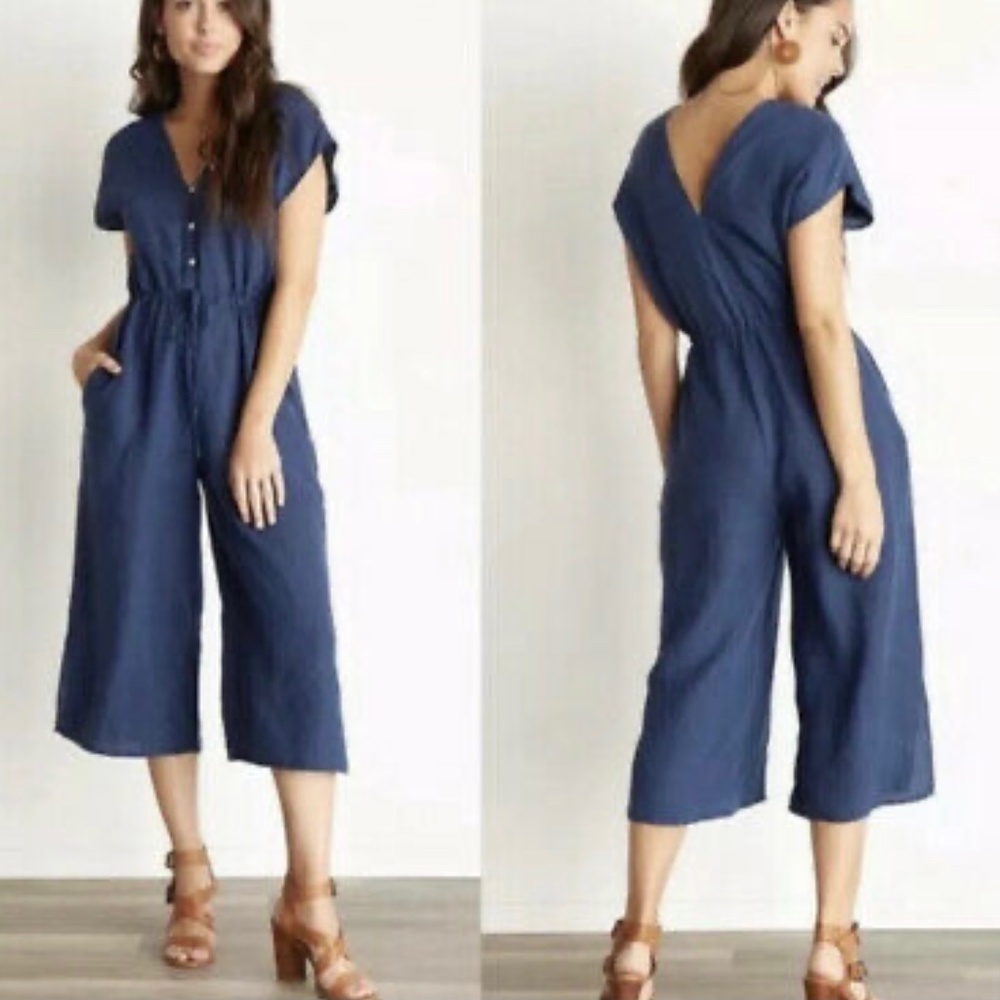 NWOT, Cloth & Stone Navy Cropped Linen Jumpsuit